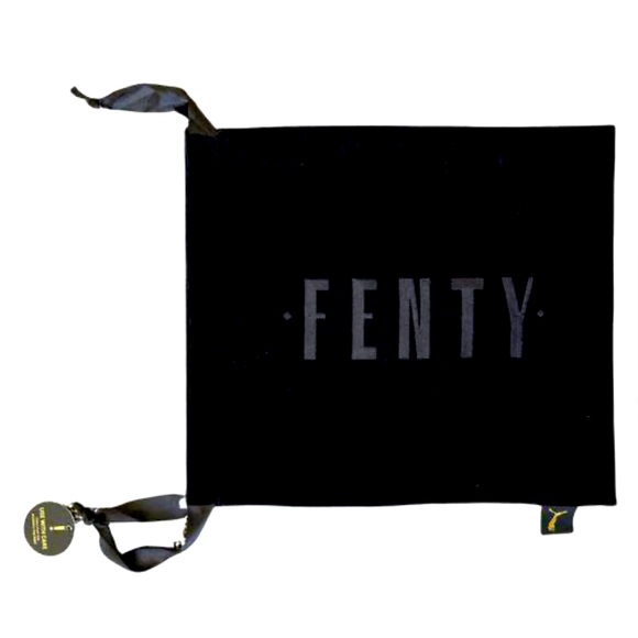 Fenty Bag🖤 - Picture 6 of 11